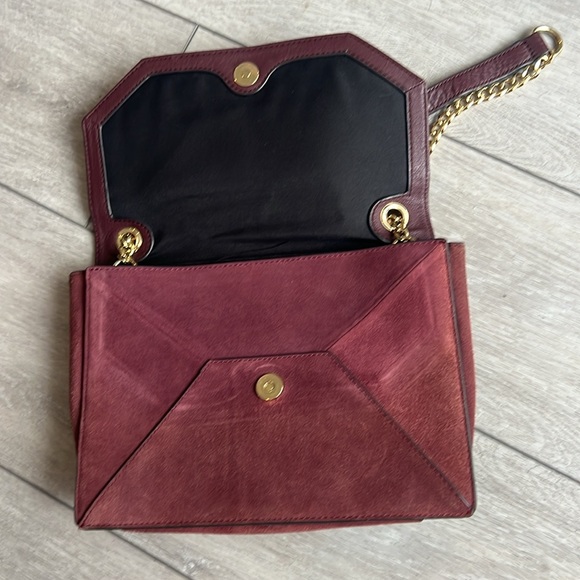 Vince Camuto Burgundy leather and suede Shoulder Bag with chain strap - Picture 6 of 9